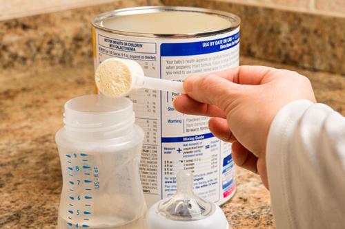تعلل سازمان غذا و دارو در ابلاغ قیمت شیرخشک نوزاد