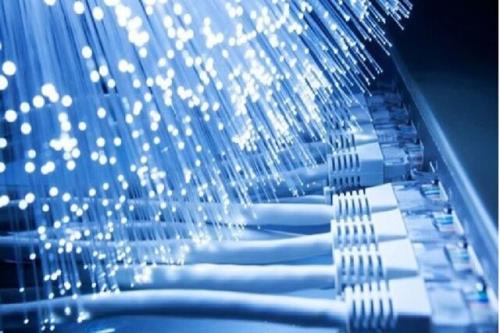 اتصال بیشتر از ۴۰۰ هزار مشترک به فیبرنوری