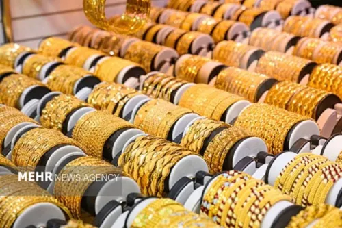 افزایش قیمت طلا پنجشنبه ۲ مهر سکه به مرز ۲۴۰ میلیون تومان رسید