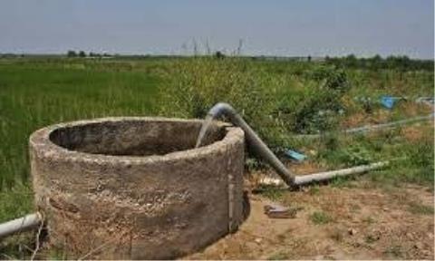 وزارت نیرو چاه های غیرمجاز را رها كرده است