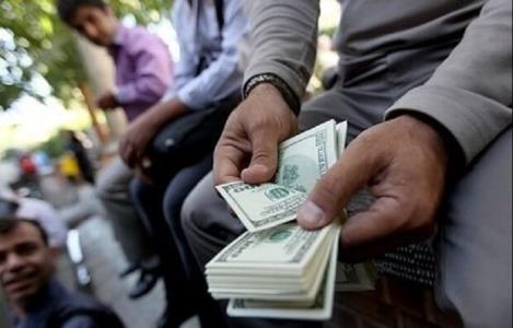 قیمت دلار ششم آذرماه ۱۳۹۹ به ۲۴هزار و ۸۵۰ تومان رسید